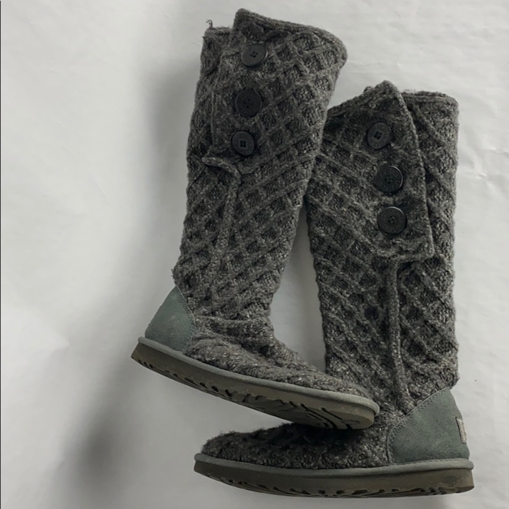 Grey Ugg boots Lattice Cardy size 9
